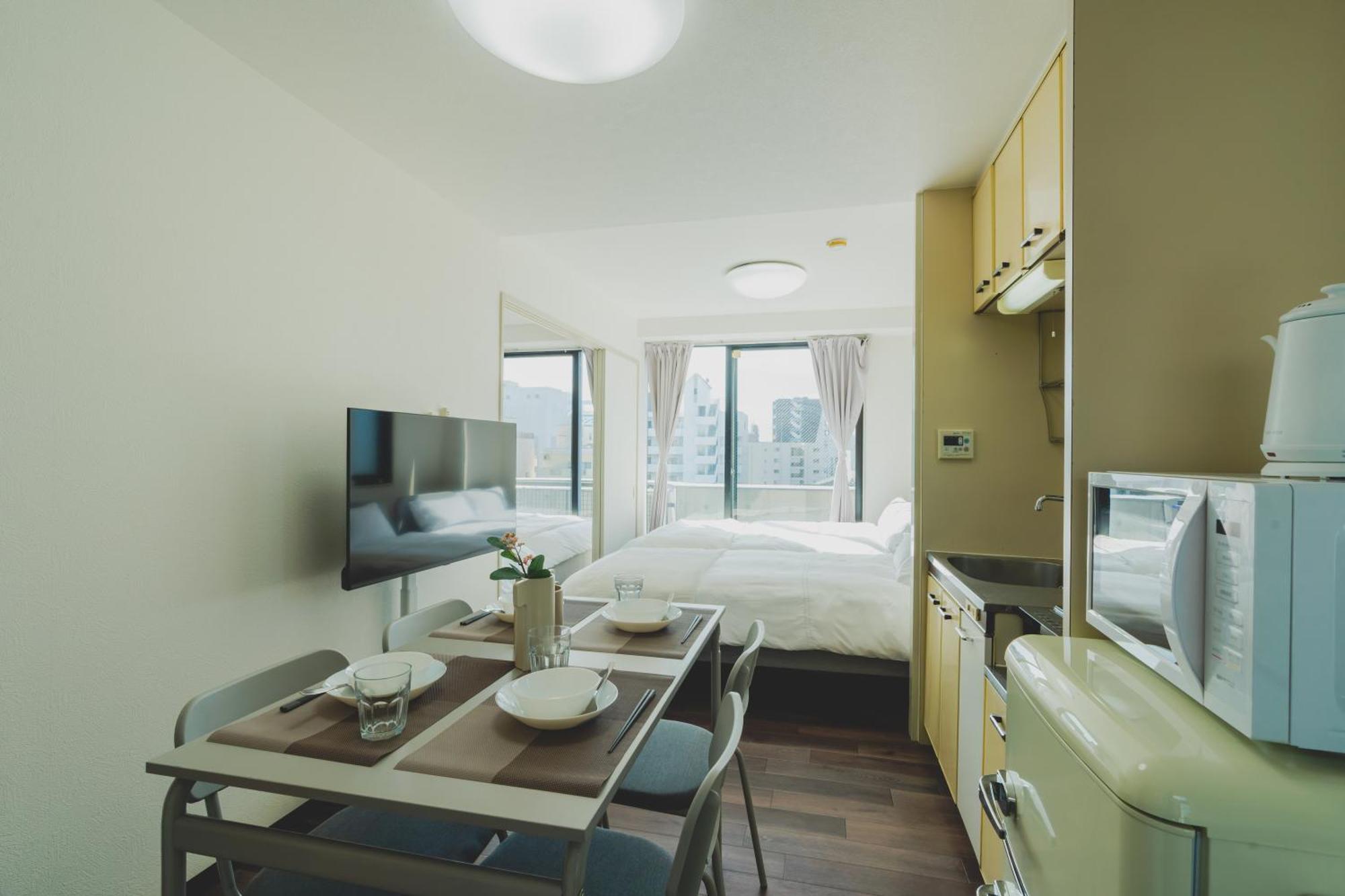 Blossom Coat Sakuragawa Aparthotel Осака Екстериор снимка