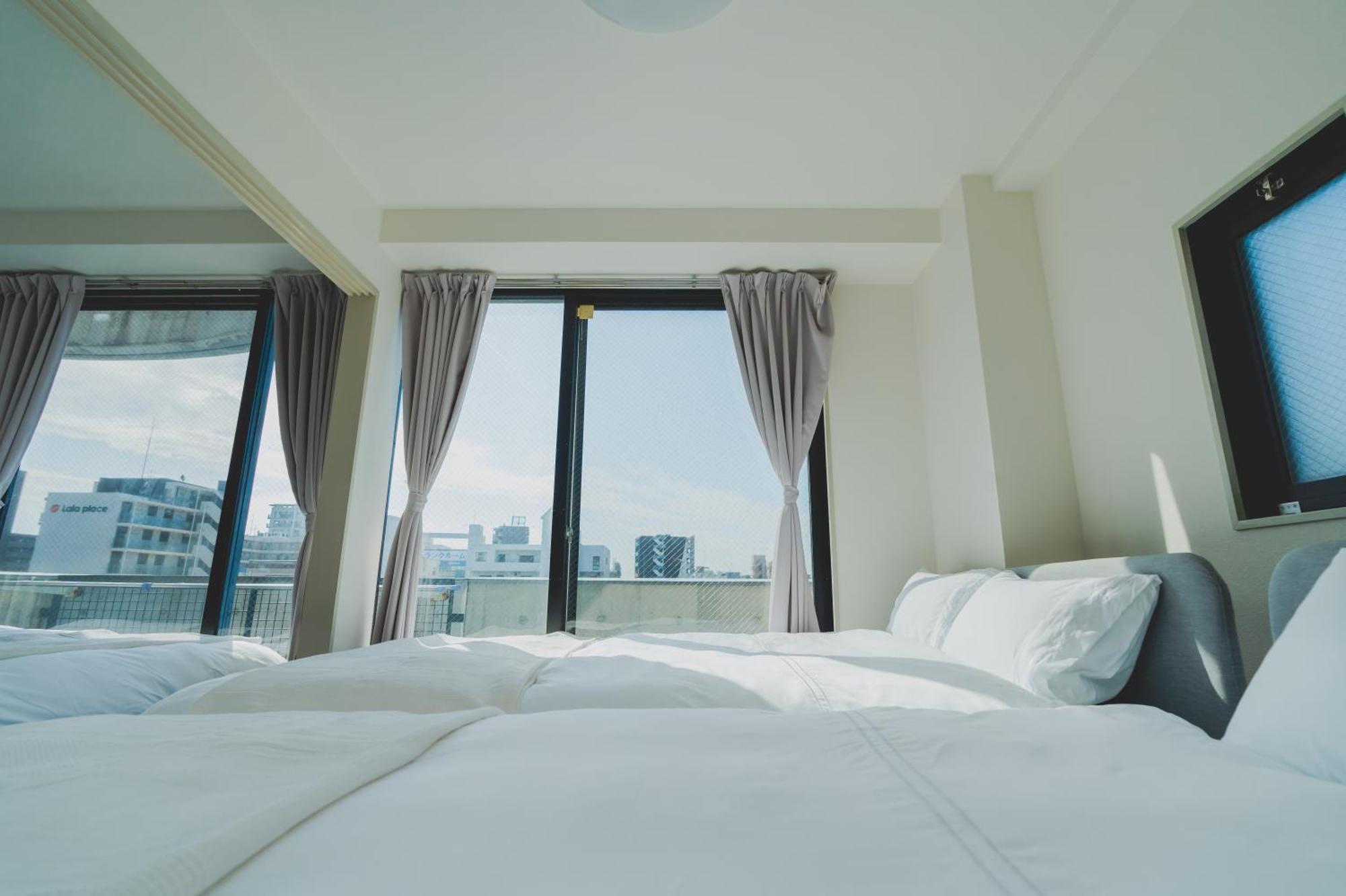 Blossom Coat Sakuragawa Aparthotel Осака Екстериор снимка